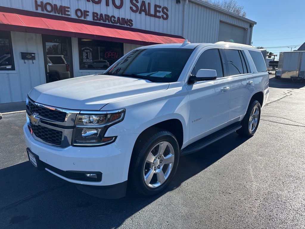 2017 Chevrolet Tahoe Image 2