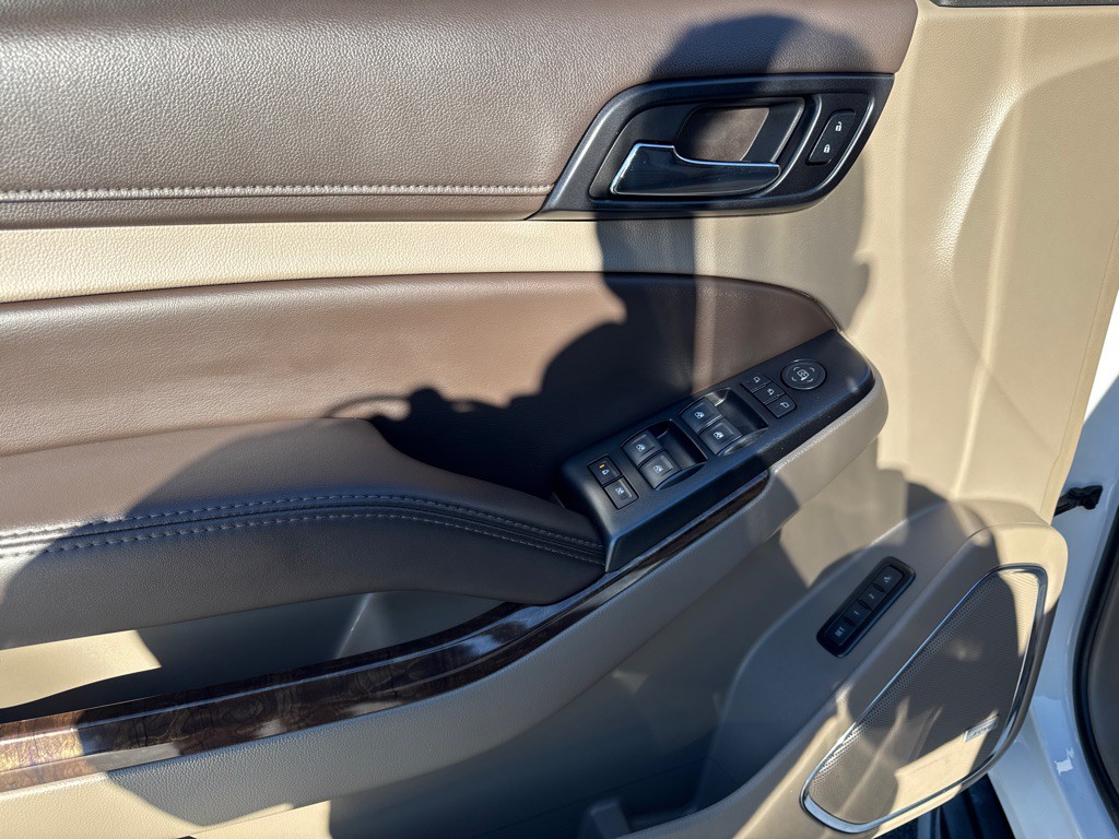2017 Chevrolet Tahoe Image 9