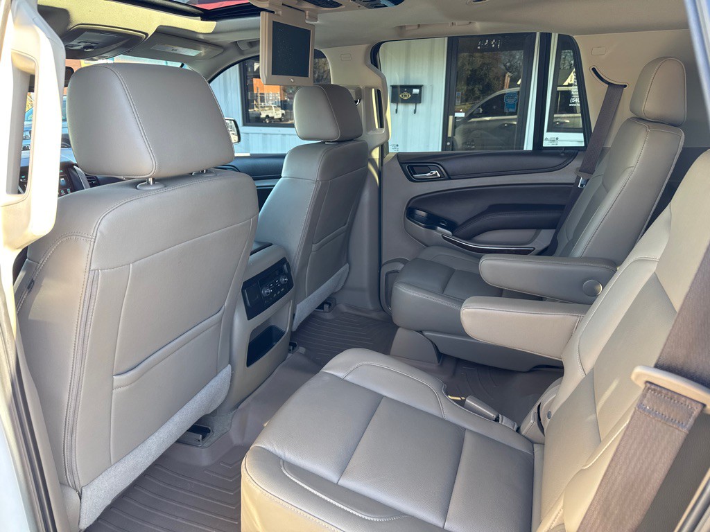 2017 Chevrolet Tahoe Image 17