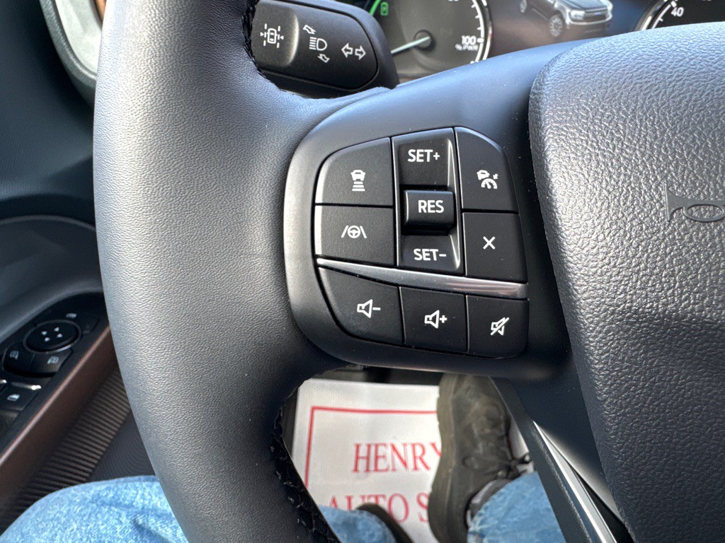 2023 Ford Maverick Lariat Image 17