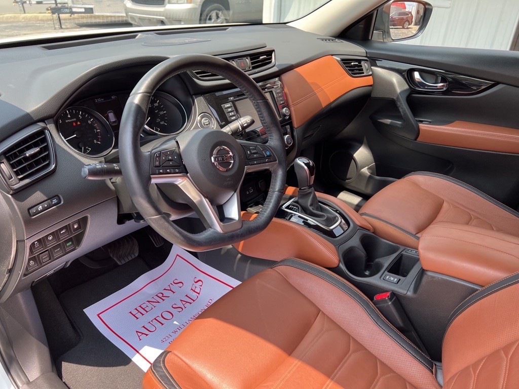 2018 Nissan Rogue Image 9