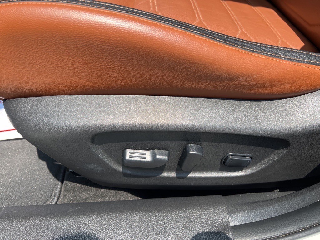 2018 Nissan Rogue Image 10