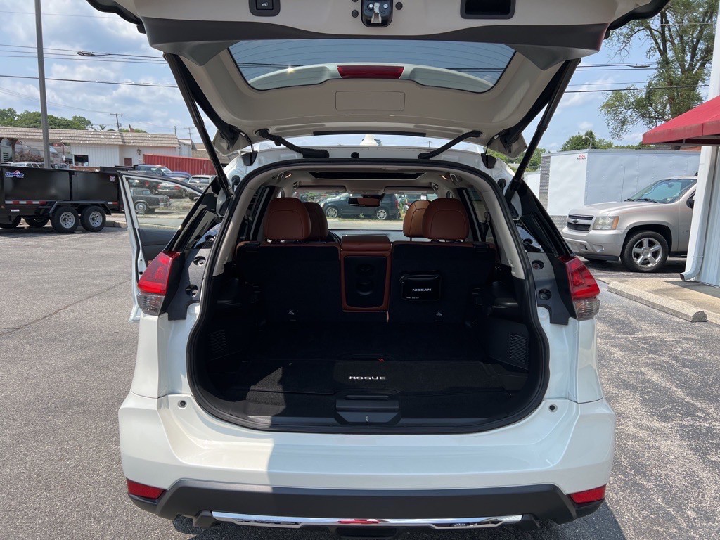 2018 Nissan Rogue Image 24