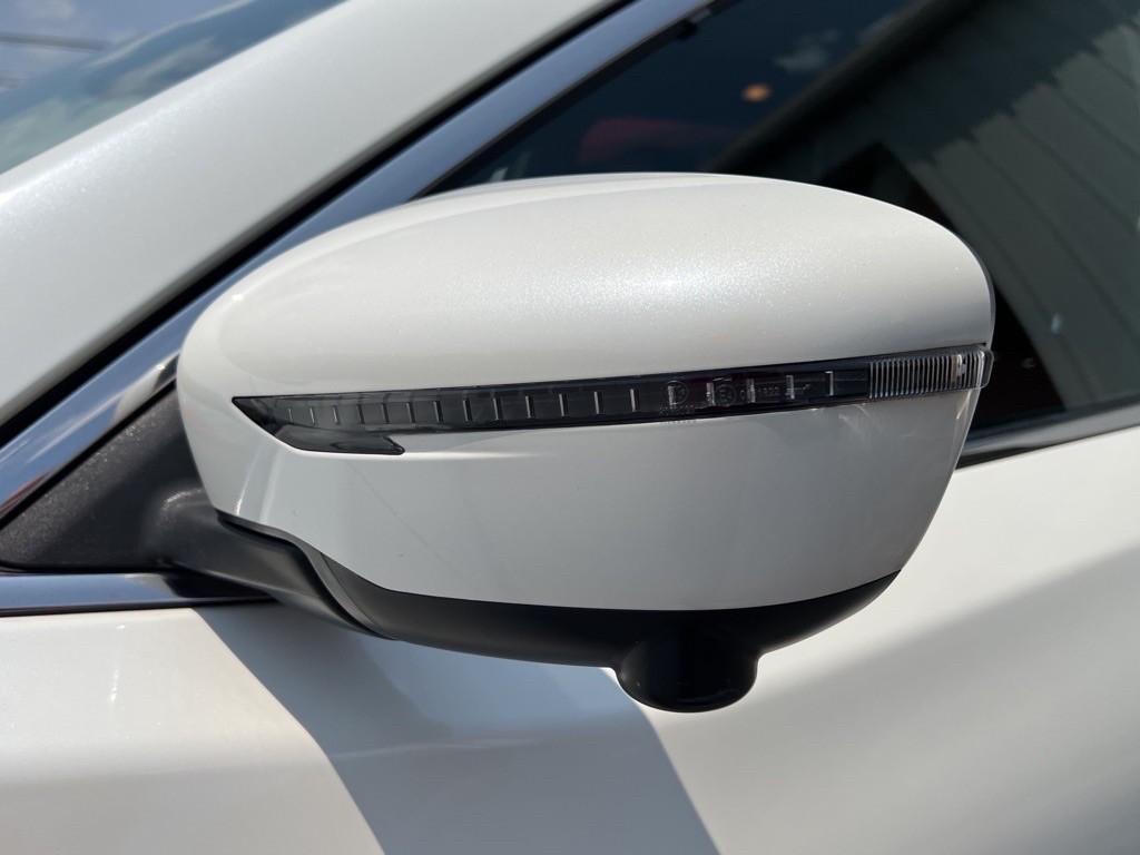 2018 Nissan Rogue Image 43