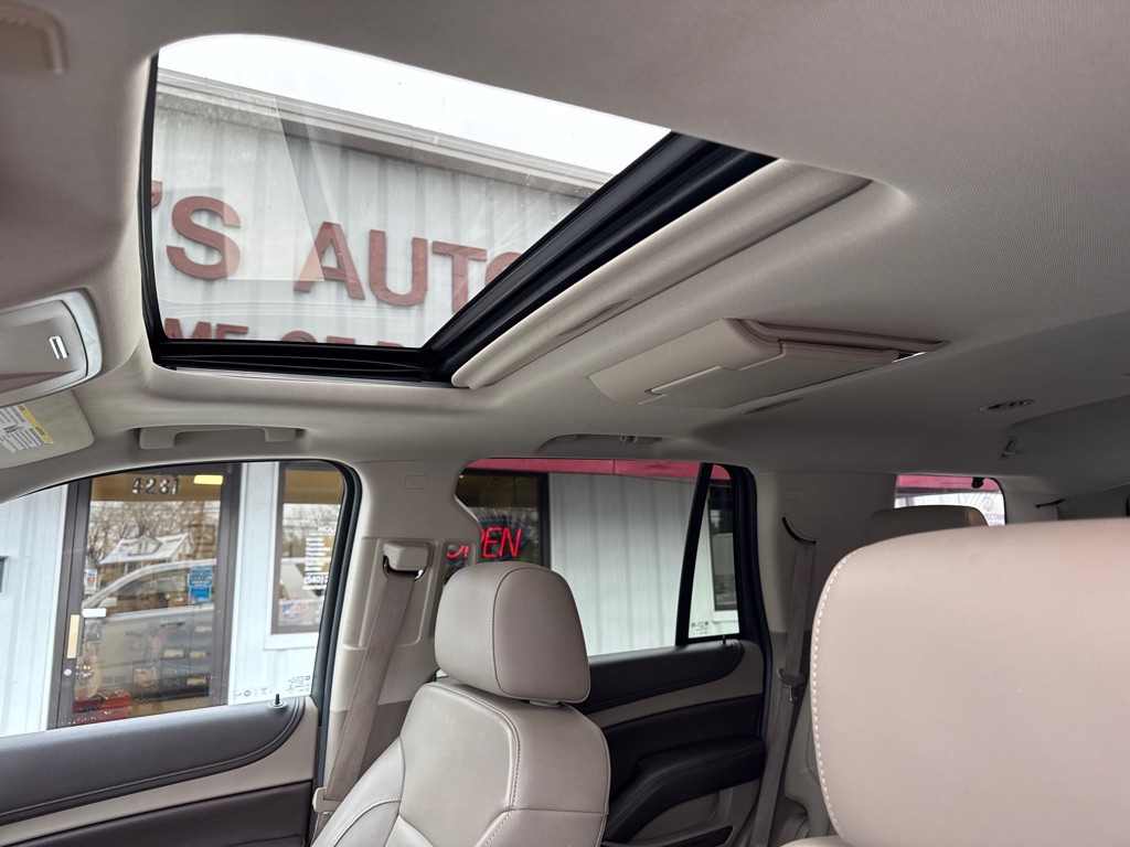 2016 Chevrolet Tahoe Image 11