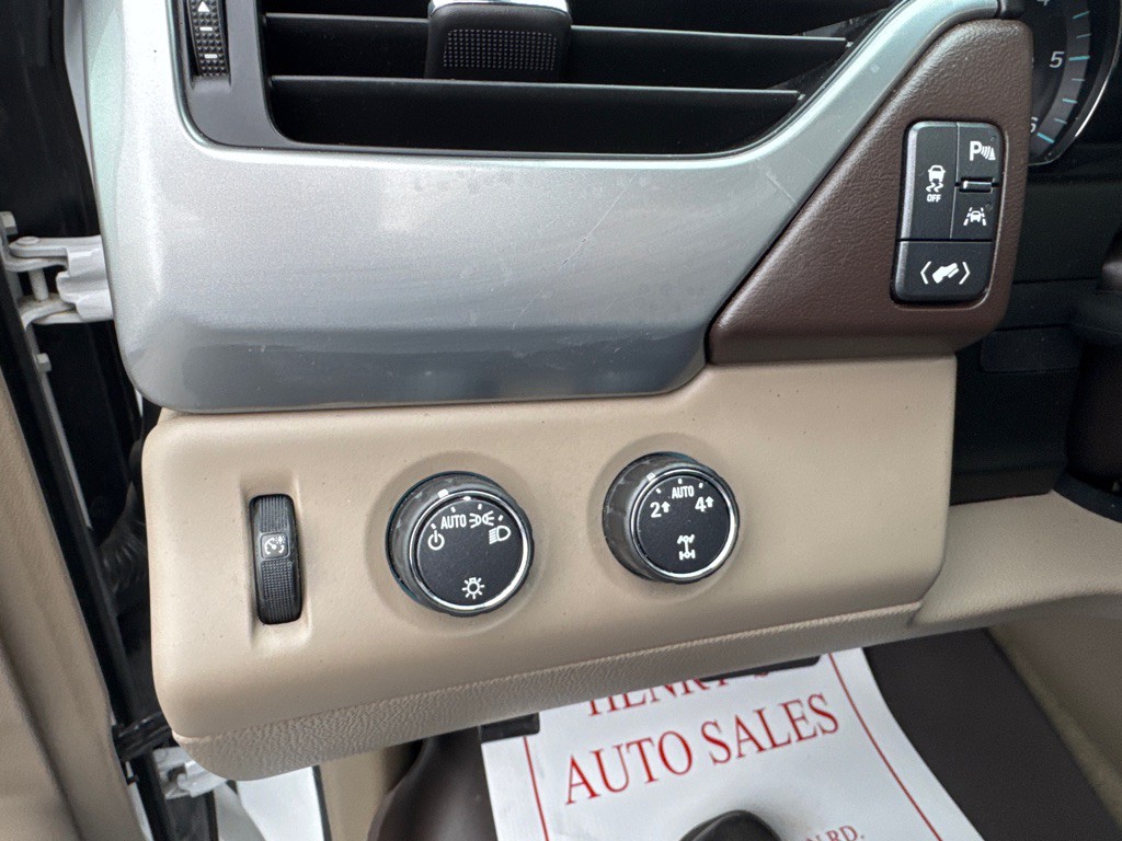 2016 Chevrolet Tahoe Image 12