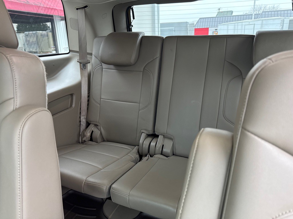 2016 Chevrolet Tahoe Image 17