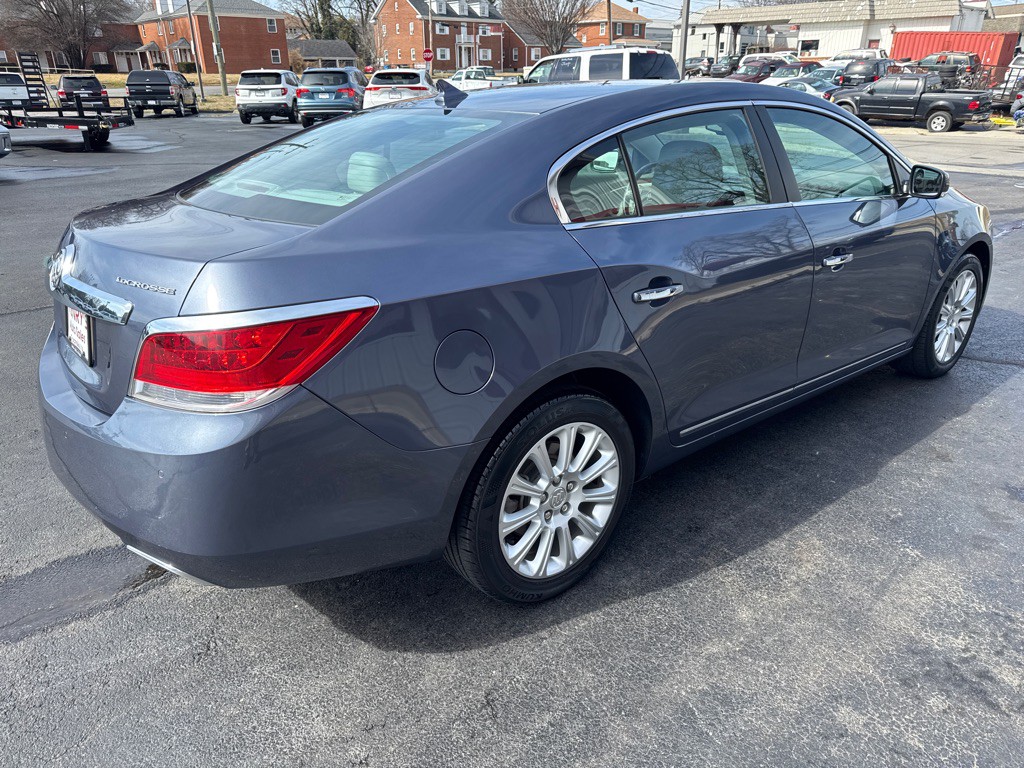 2013 Buick Lacrosse Image 5