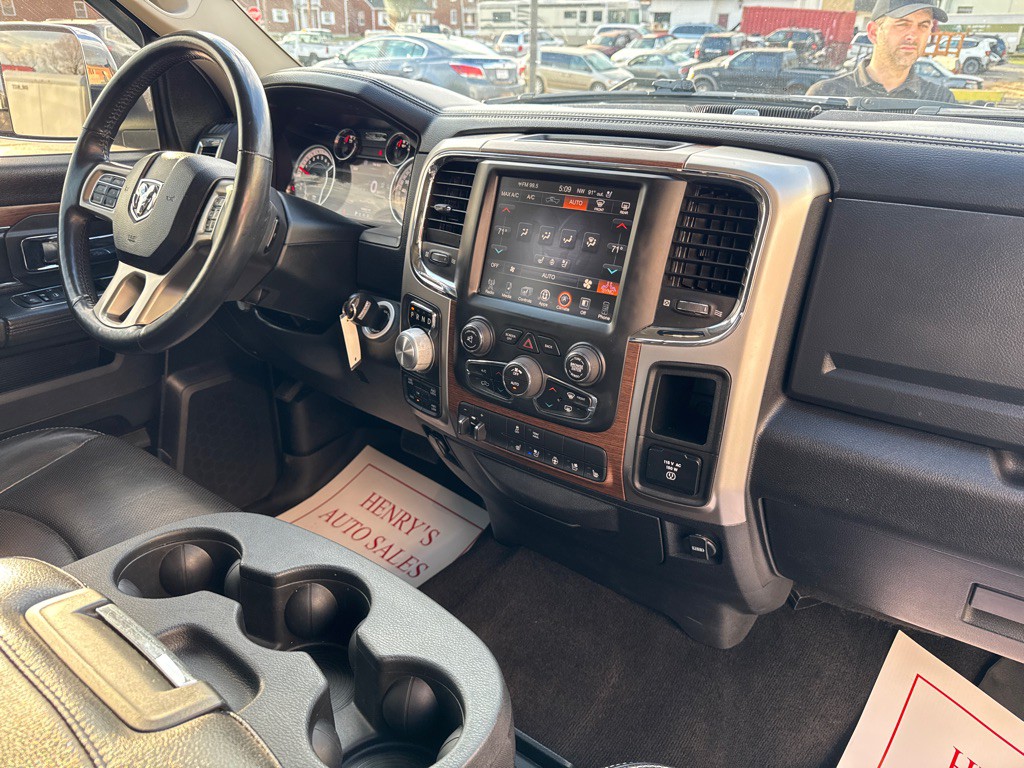 2016 RAM 1500 Image 17