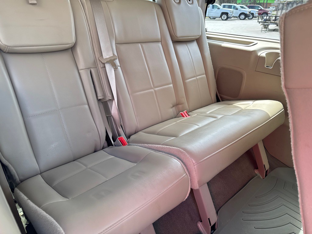2012 Lincoln Navigator Image 16
