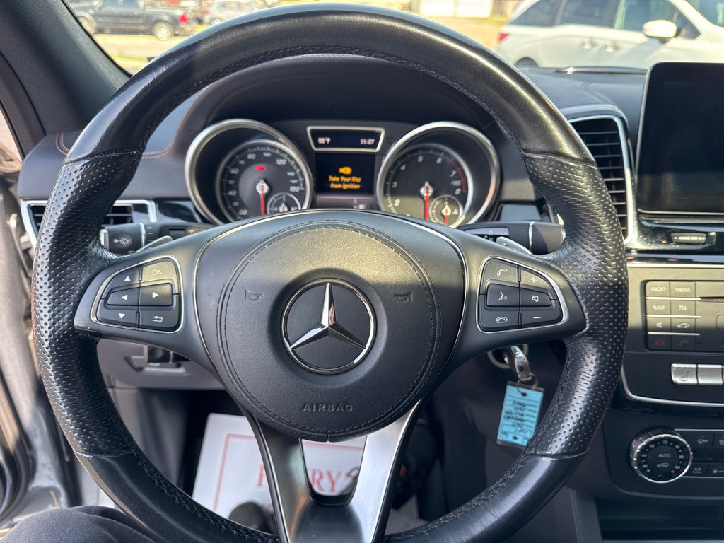 2017 Mercedes-Benz GLS-Class Image 12