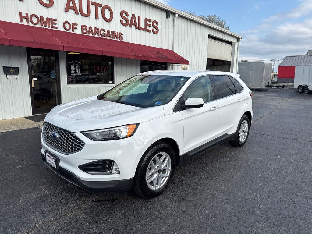 2023 Ford Edge Image 2