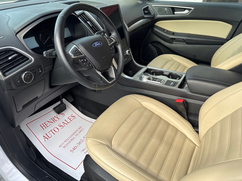 2023 Ford Edge Image 8