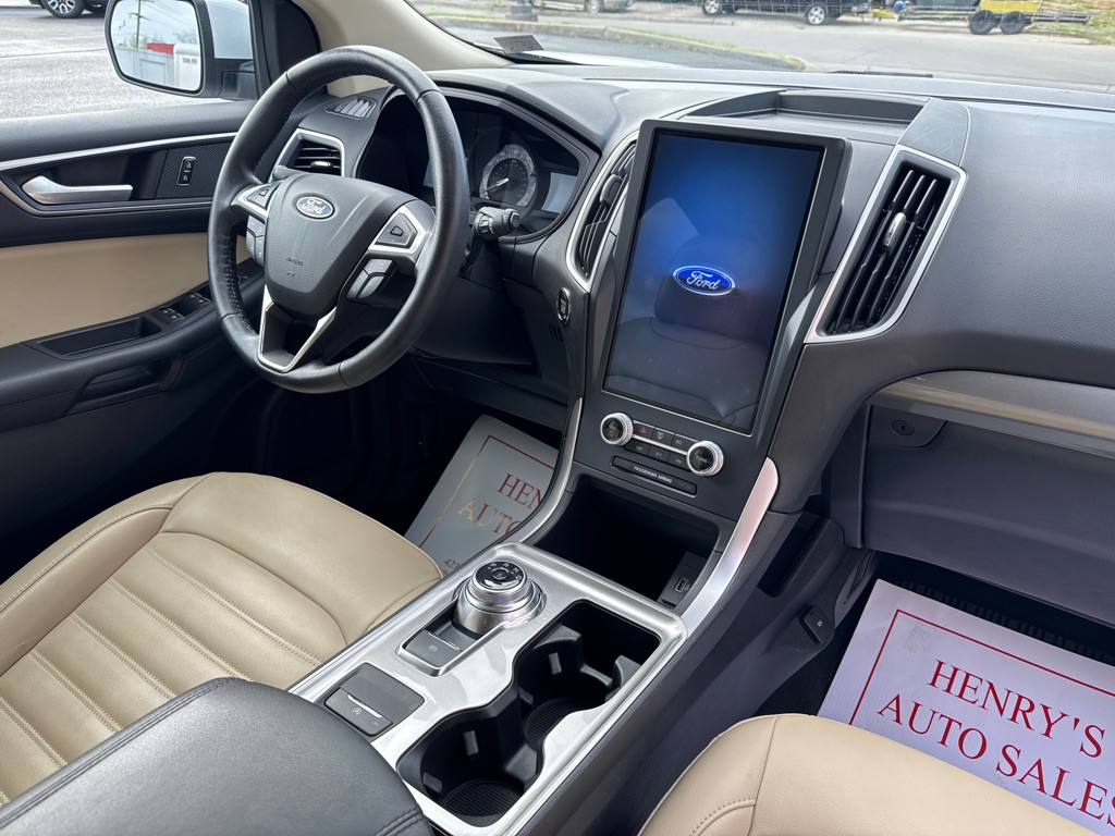 2023 Ford Edge Image 18