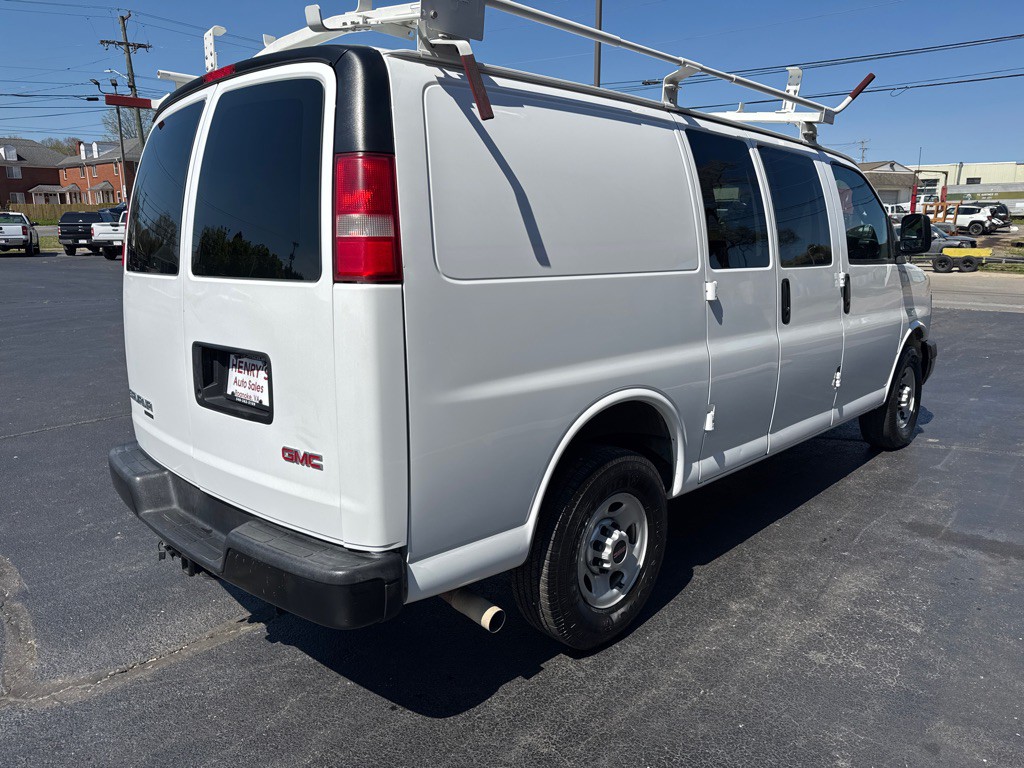 2016 GMC Savana Image 5