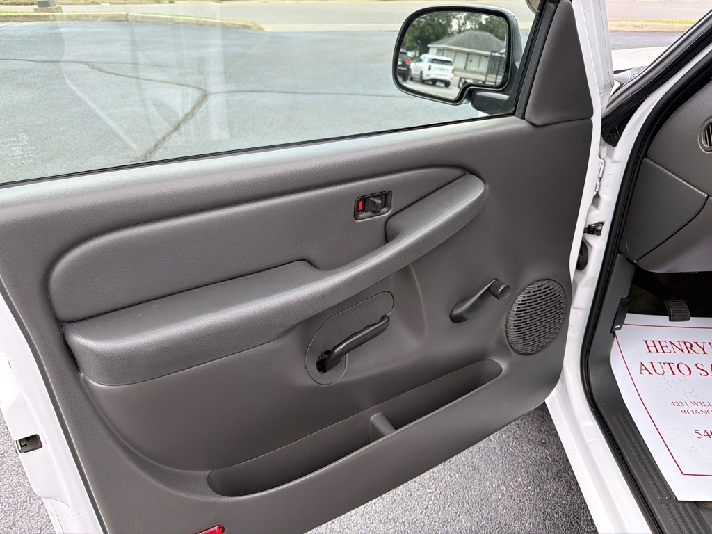 2005 GMC Sierra Image 10