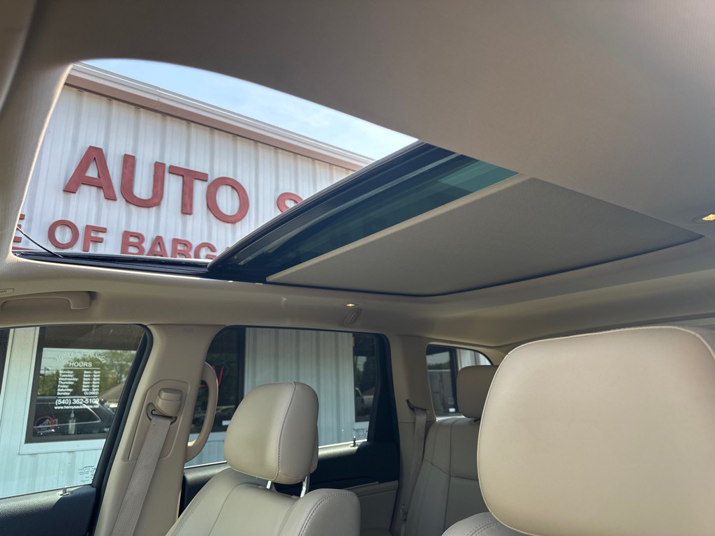 2017 Jeep Grand Cherokee Image 14