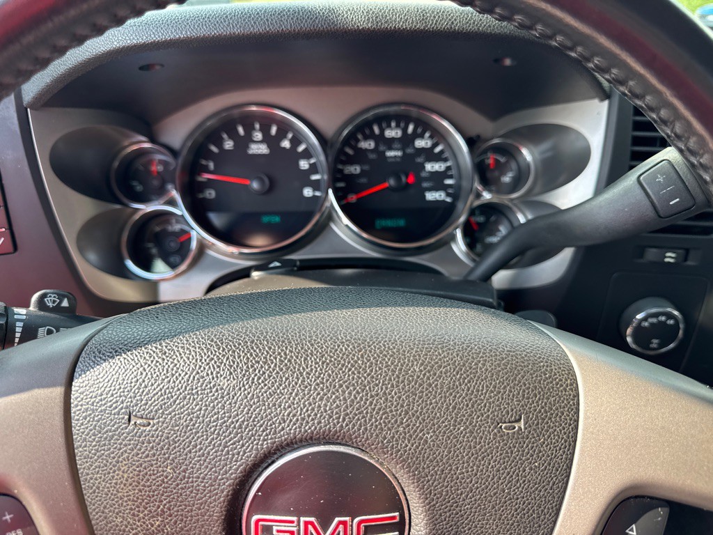 2012 GMC Sierra Image 11