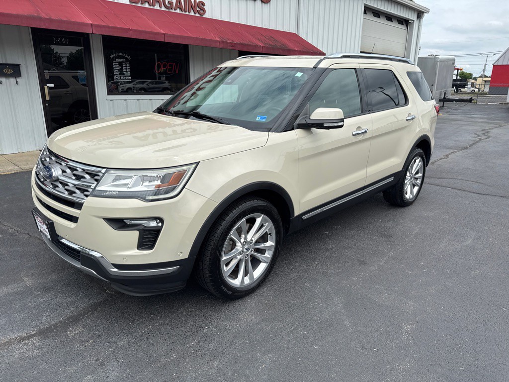 2018 Ford Explorer Image 2