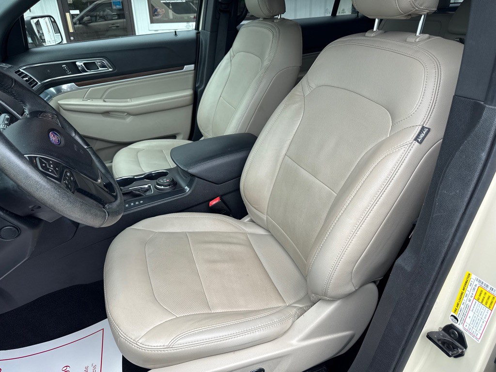 2018 Ford Explorer Image 10