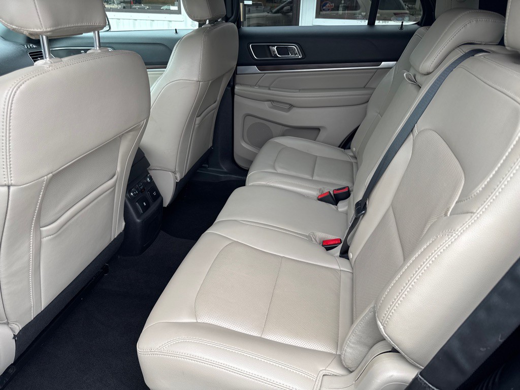2018 Ford Explorer Image 14