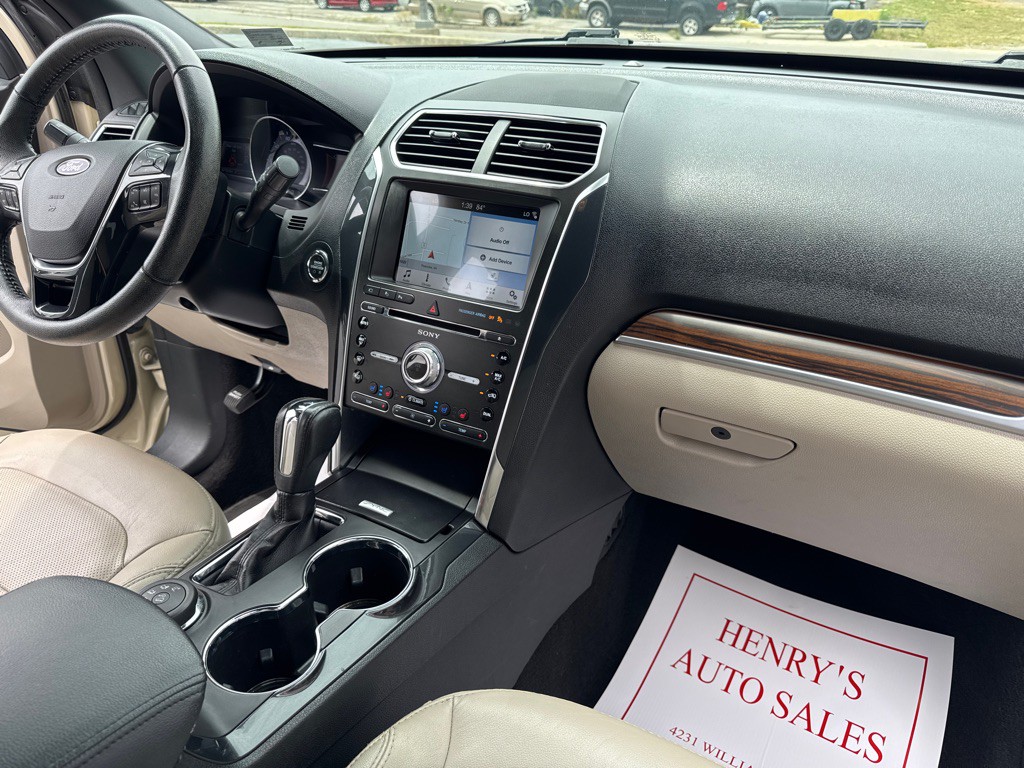2018 Ford Explorer Image 19