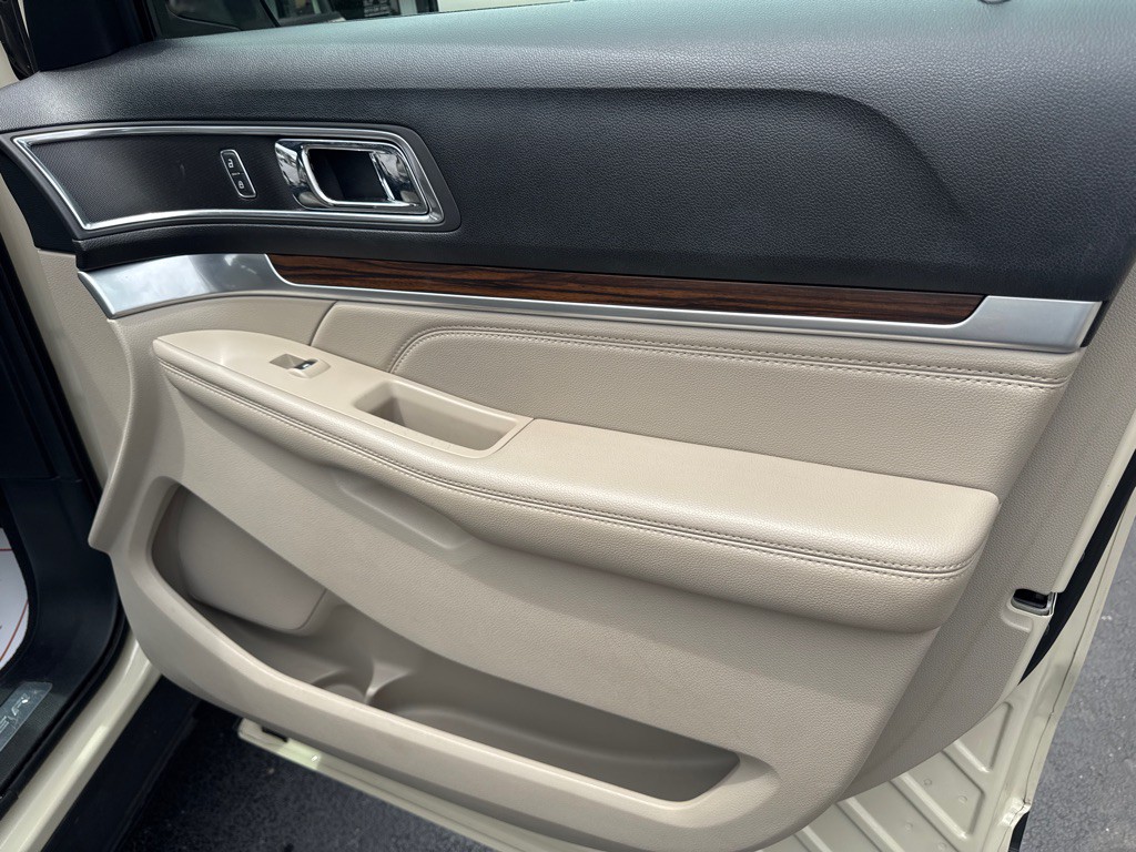 2018 Ford Explorer Image 20