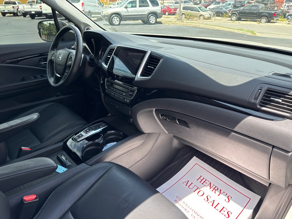 2018 Honda Pilot Image 20
