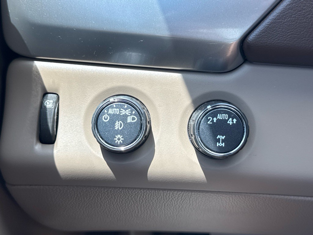 2018 Chevrolet Tahoe Image 14