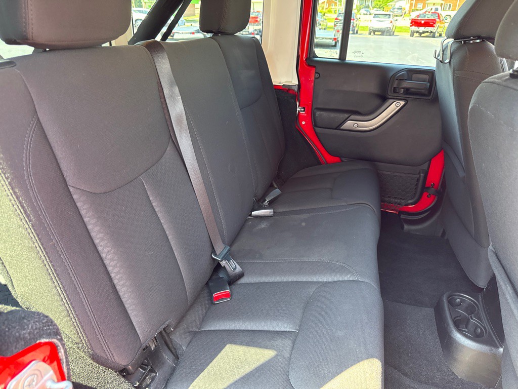2015 Jeep Wrangler Unlimited Image 15