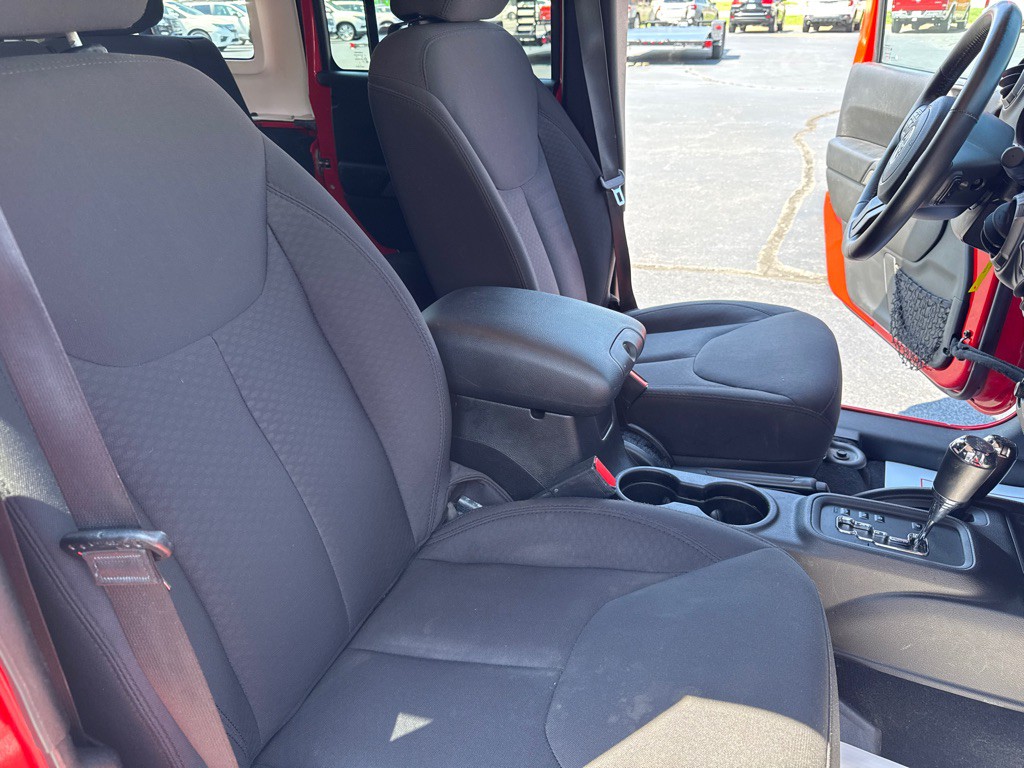 2015 Jeep Wrangler Unlimited Image 17