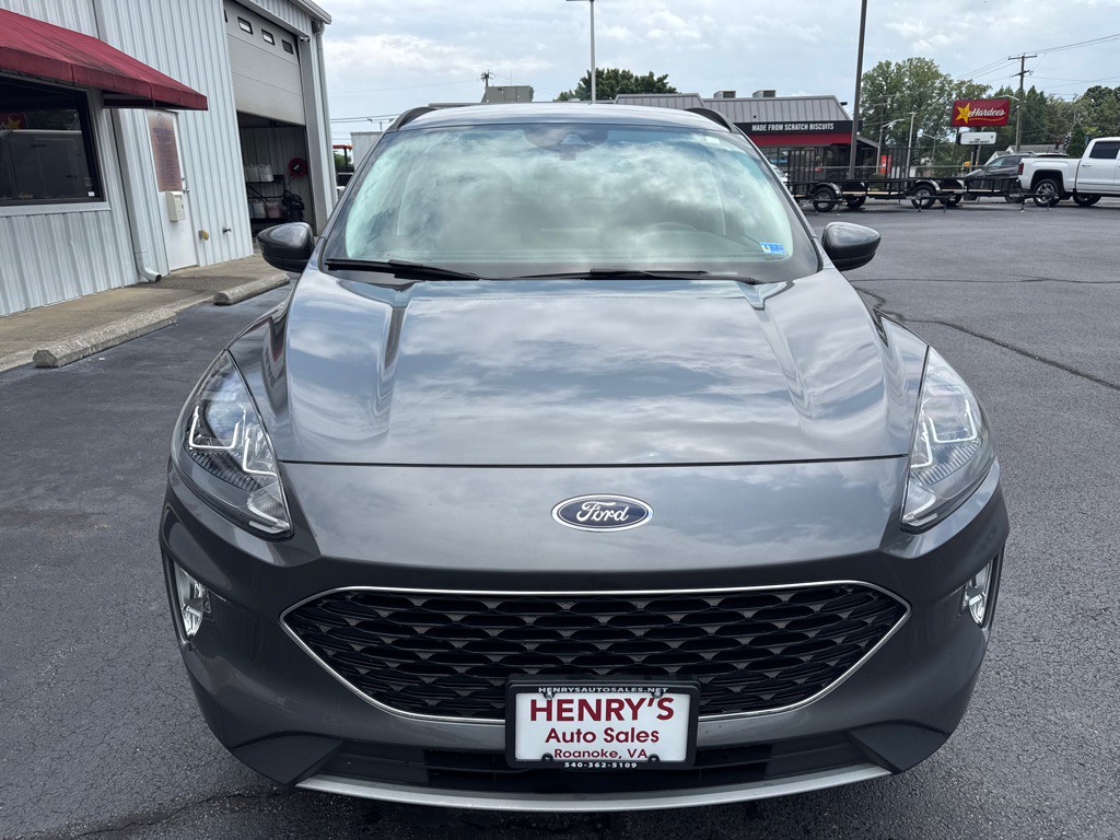 2021 Ford Escape Image 3