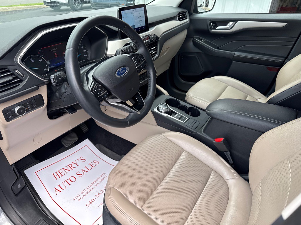 2021 Ford Escape Image 8