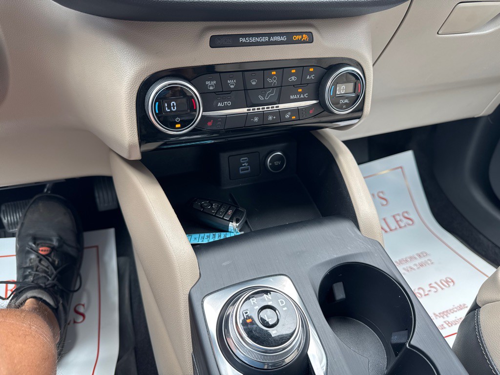 2021 Ford Escape Image 13