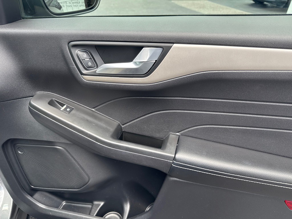2021 Ford Escape Image 19