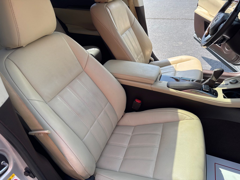 2016 Lexus ES 350 Image 18
