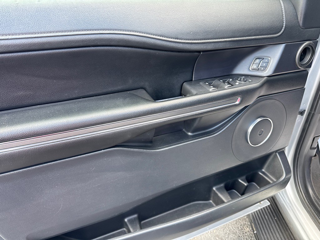 2019 Ford Expedition Image 9