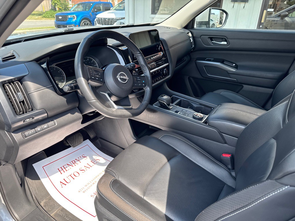 2024 Nissan Pathfinder Image 8