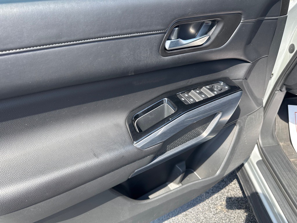 2024 Nissan Pathfinder Image 9