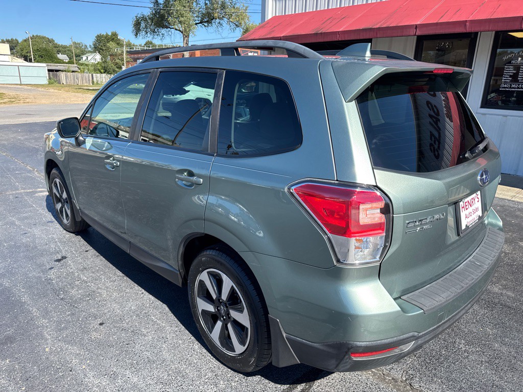 2018 Subaru Forester Image 7