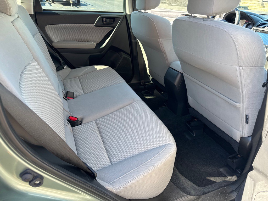 2018 Subaru Forester Image 15