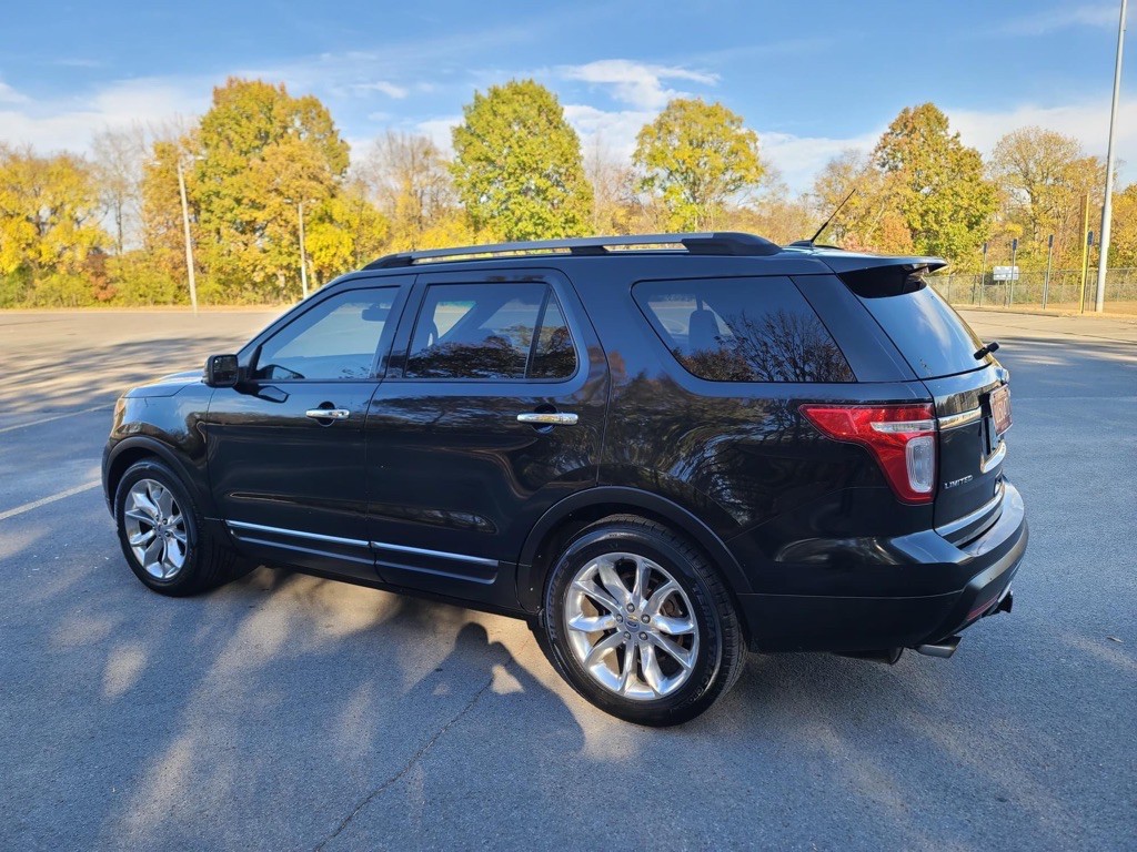 2011 Ford Explorer Image 3