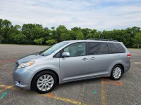 Image for 2011 Toyota Sienna XLE ID: 6828103