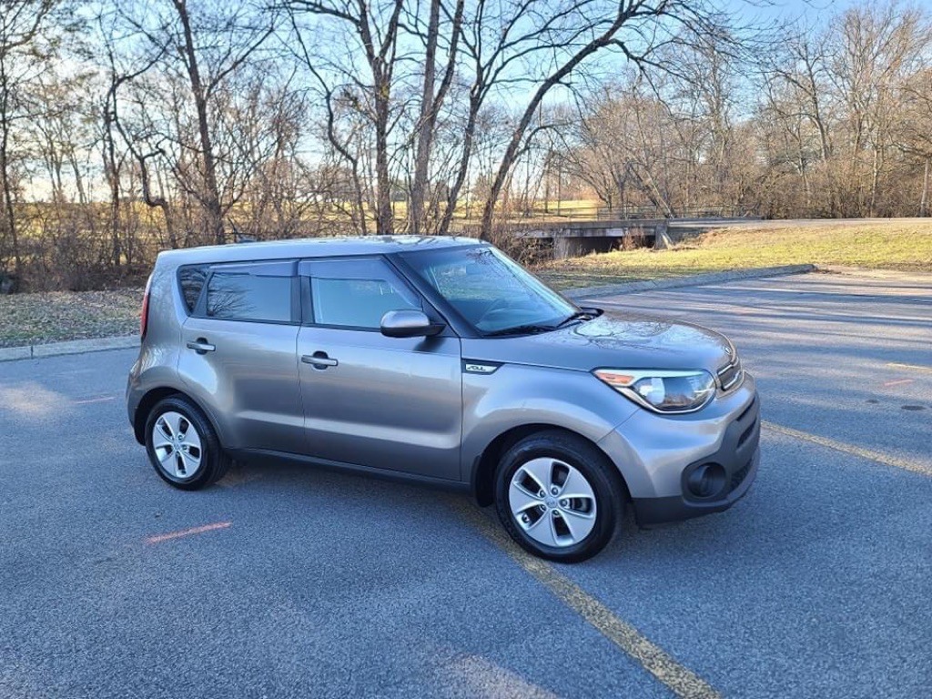 2018 Kia Soul Image 2