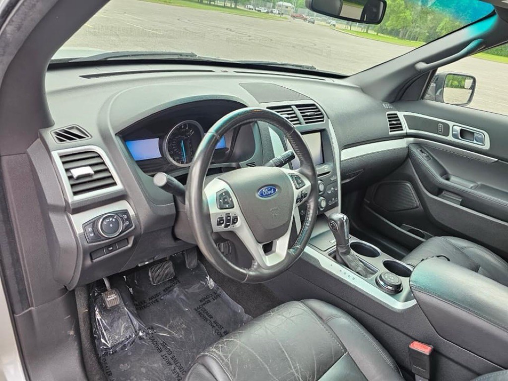 2013 Ford Explorer Image 7