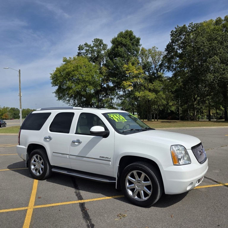 2013 GMC Yukon Image 1