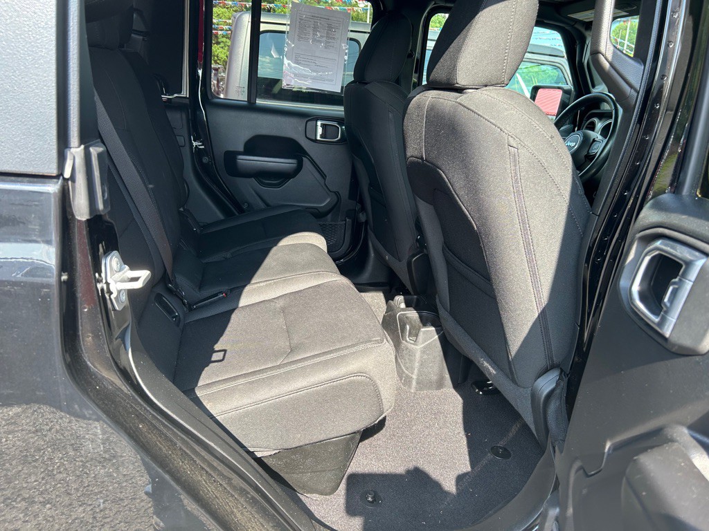 2021 Jeep Gladiator Image 9