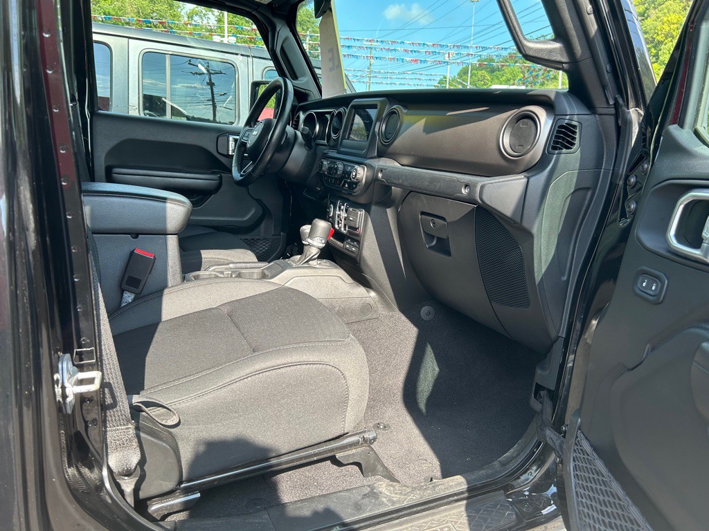 2021 Jeep Gladiator Image 11