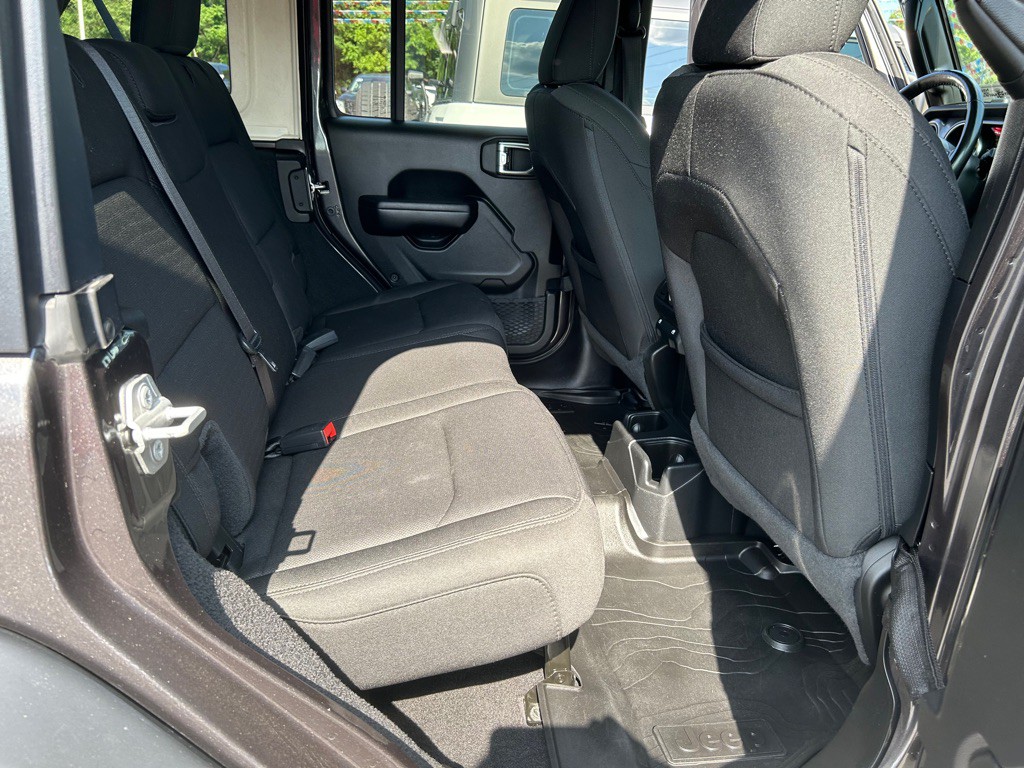 2021 Jeep Wrangler Unlimited Image 9
