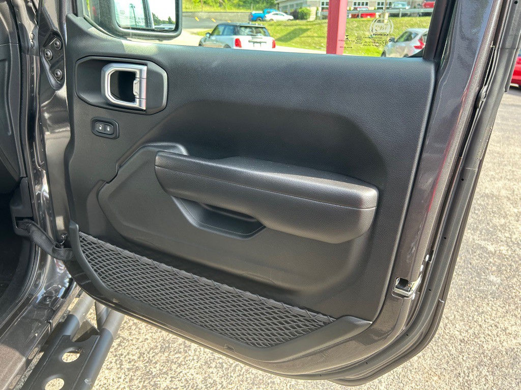 2021 Jeep Wrangler Unlimited Image 12